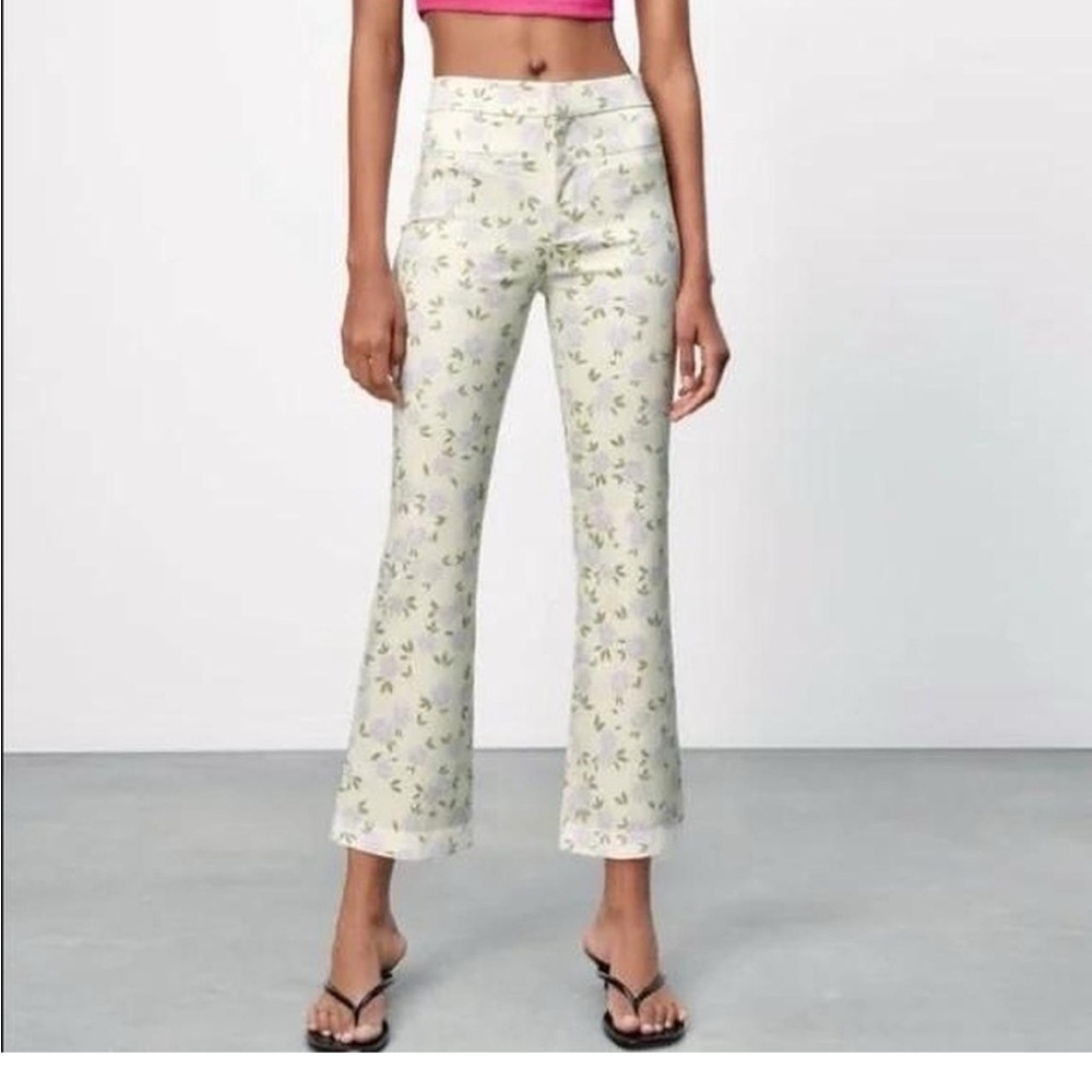 ZARA floral mini flare pants